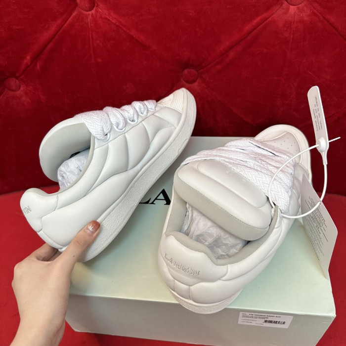LANEVN Sneakers