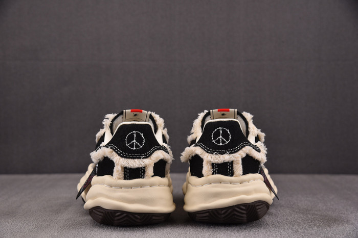xVESSEL x MAISON MIHARA YASUHIRO SNEAKER