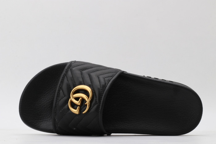 Gu66 SLIPPERS