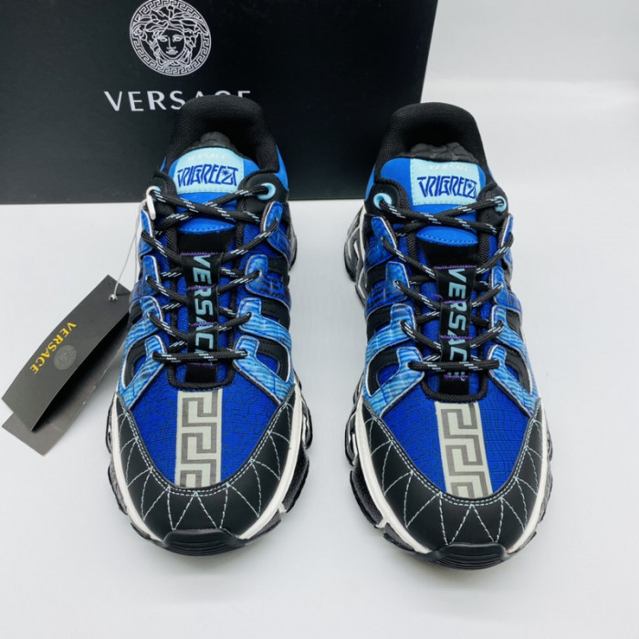 VERS SNEAKERS