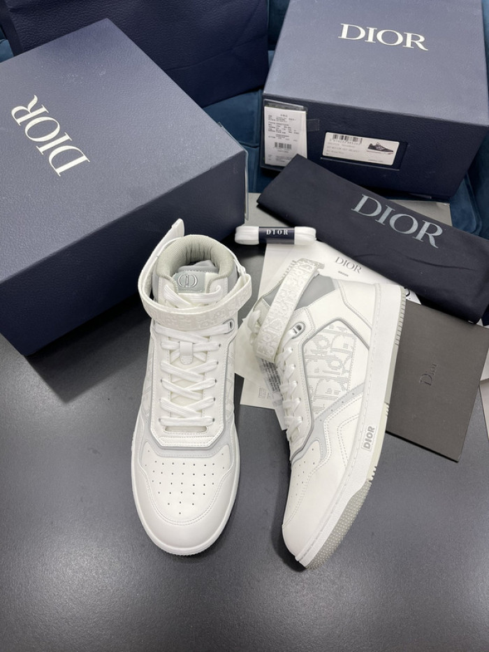 D10R B27 Sneaker