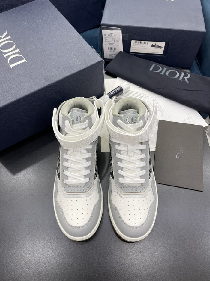 D10R B27 Sneaker