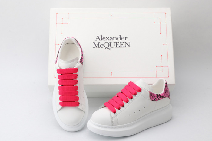 MQ Sneakers