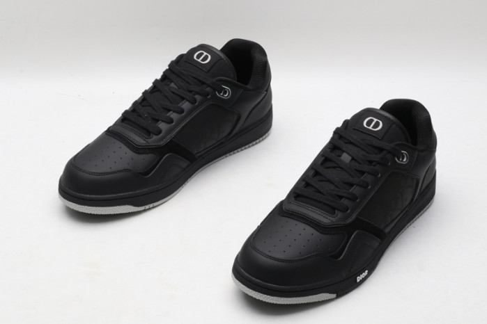 D10R B27 Sneaker