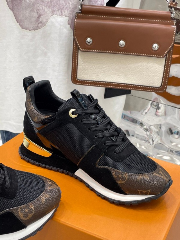 lou1su1tt Run Away Sneaker