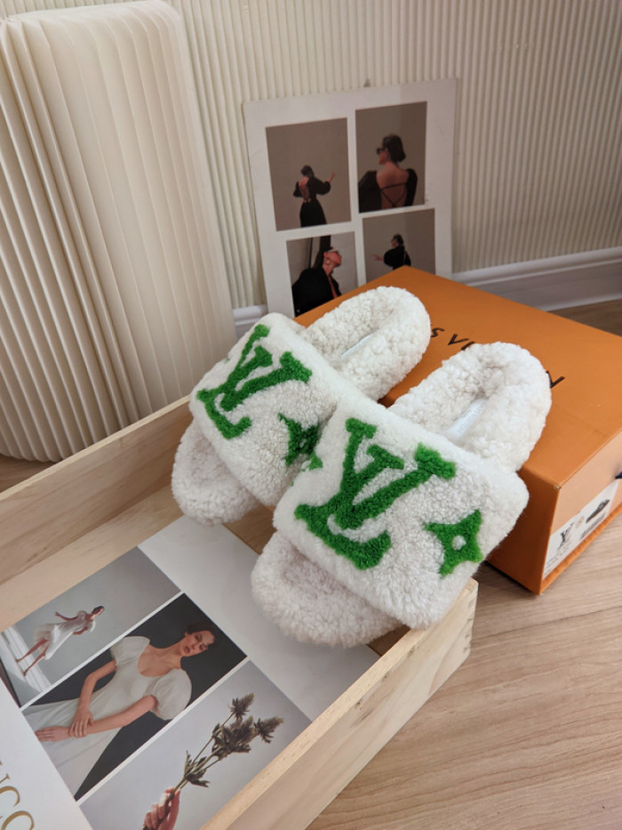 Lou1su1tt slides