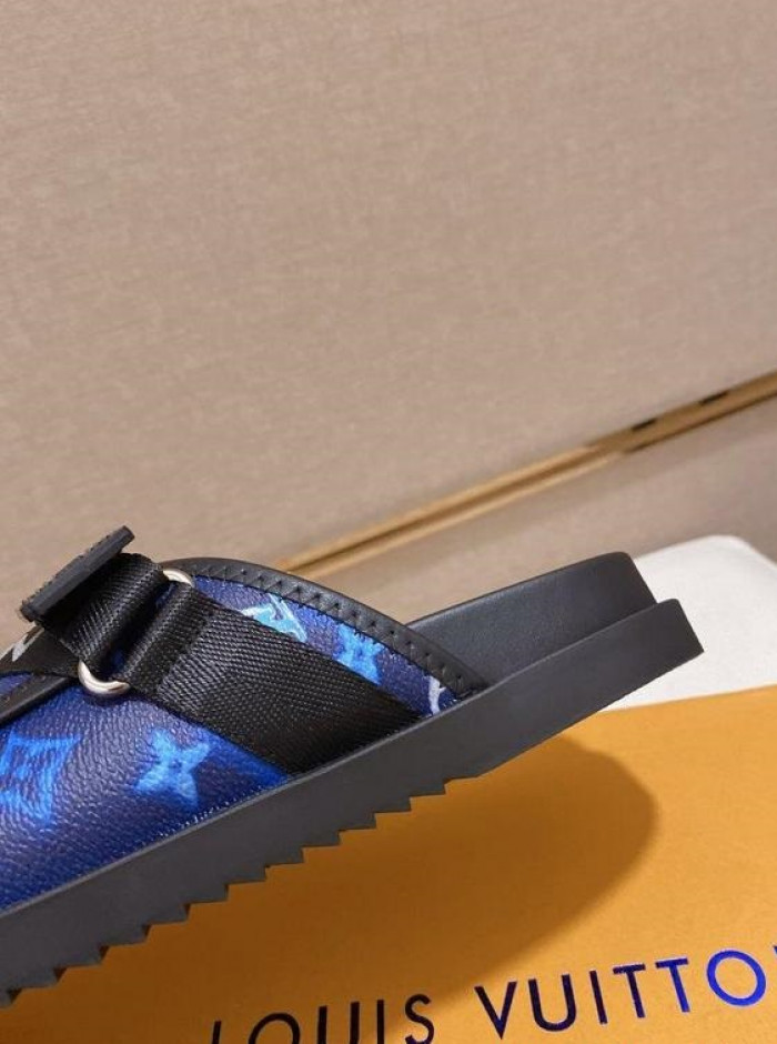 Lou1su1tt slides