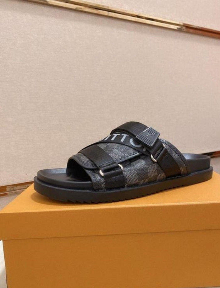 Lou1su1tt slides