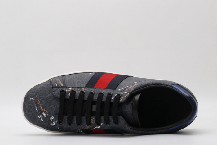 Gu66 Ace Embroidered Low-Top Sneaker