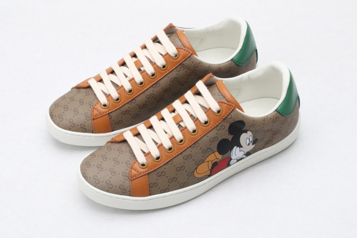 Gu66 Ace Embroidered Low-Top Sneaker