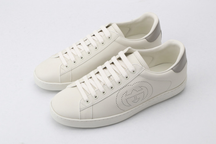 Gu66 Ace Embroidered Low-Top Sneaker