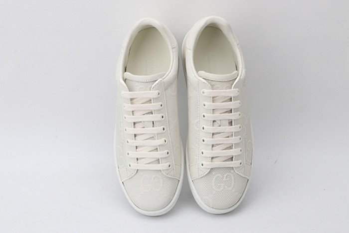 Gu66 Ace Embroidered Low-Top Sneaker