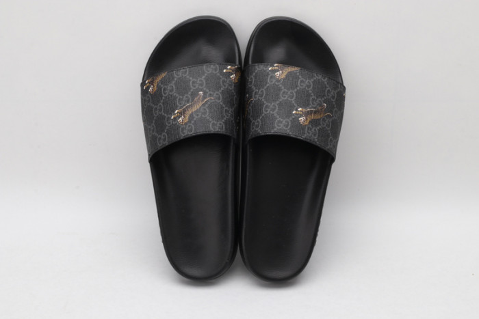 Gu66 SLIPPERS