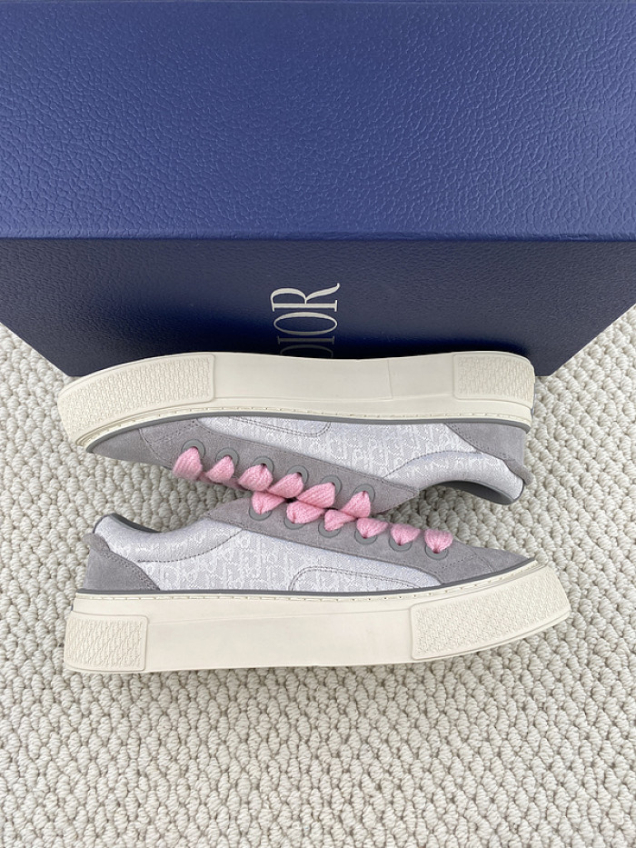 D10R B33 Sneaker
