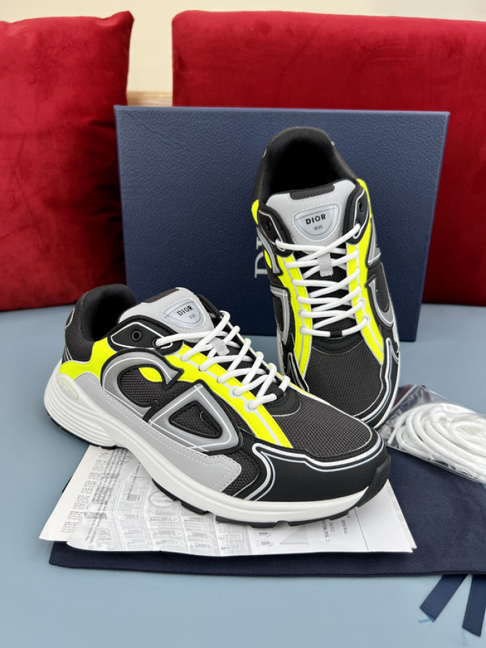D10R B30 SNEAKER