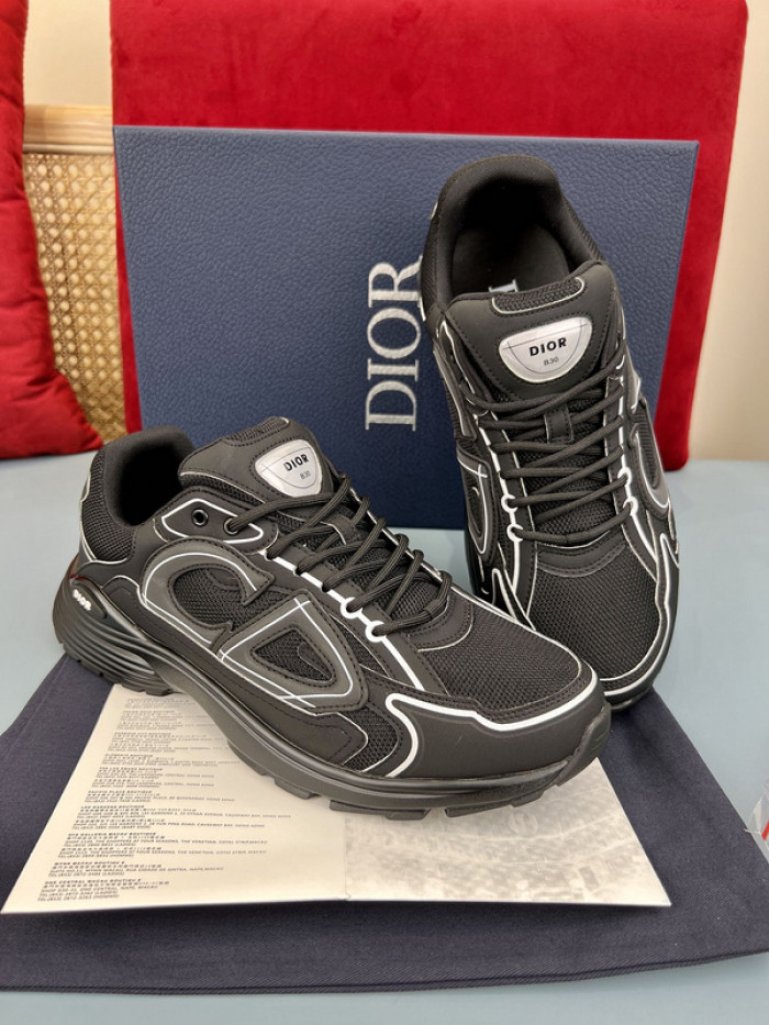 D10R B30 SNEAKER