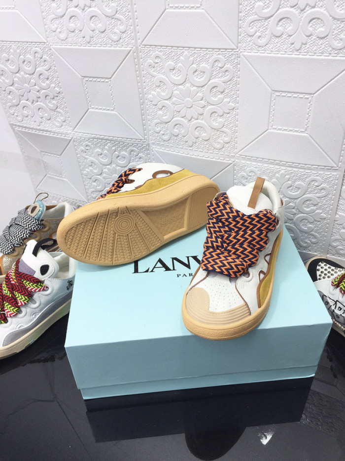 LANEVN Sneakers