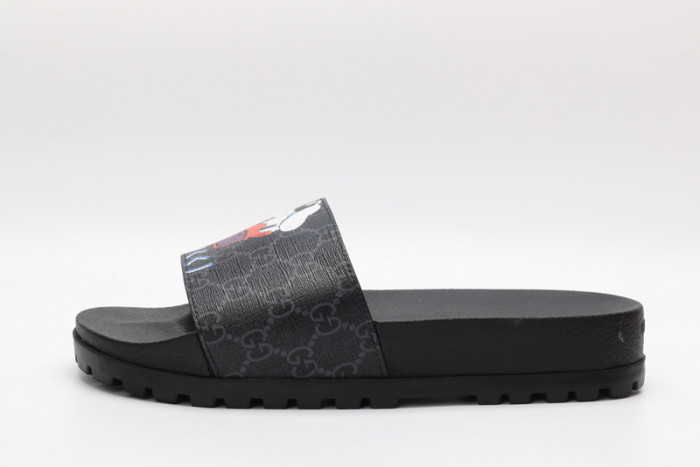 Gu66 SLIPPERS