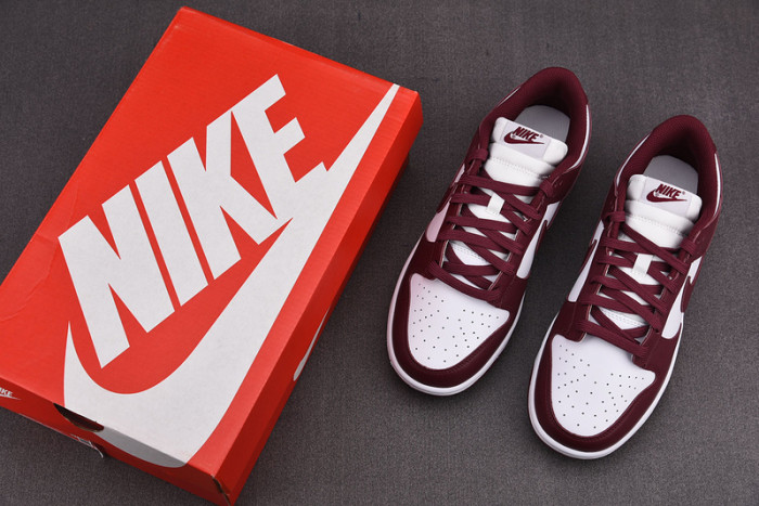 Nike Dunk Low Bordeaux (W) DD1503-108