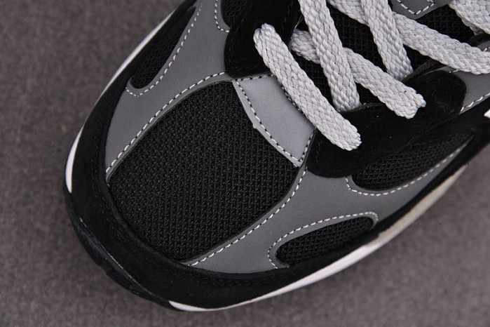 N3W BLANCE SNEAKER