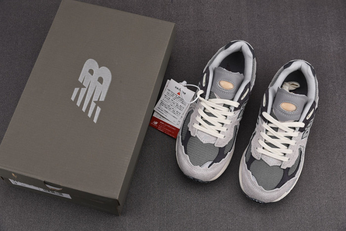 N3W BLANCE SNEAKER