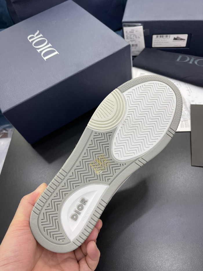 D10R B27 Sneaker