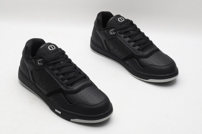 D10R B27 Sneaker