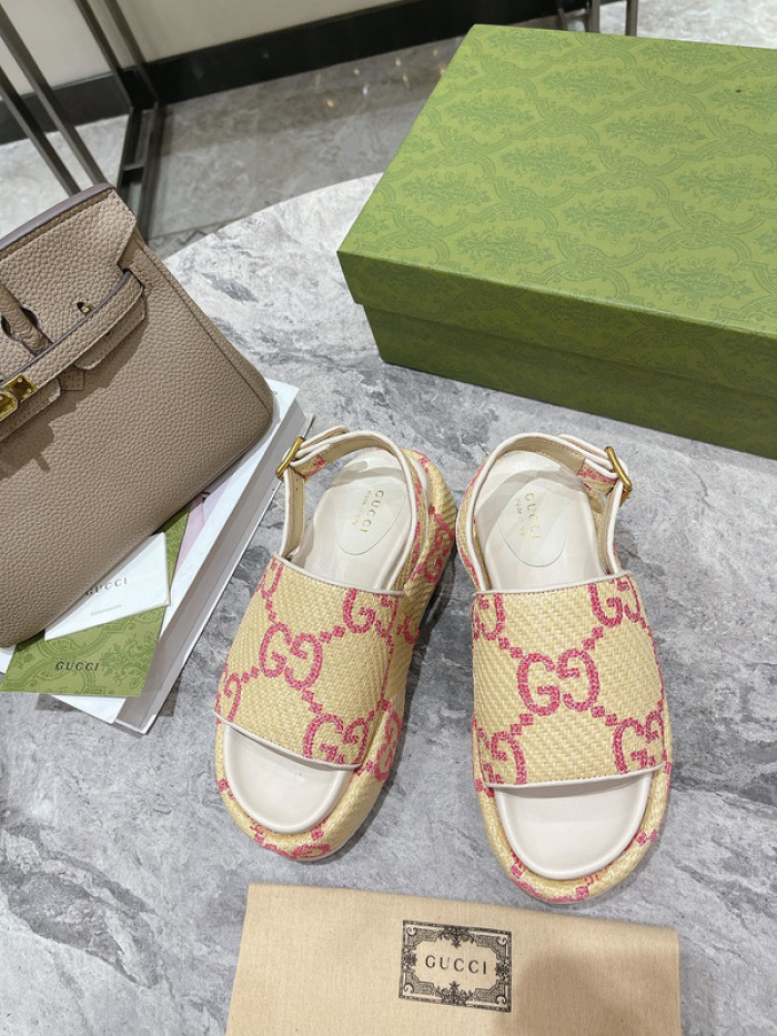 Gu66 SLIPPERS