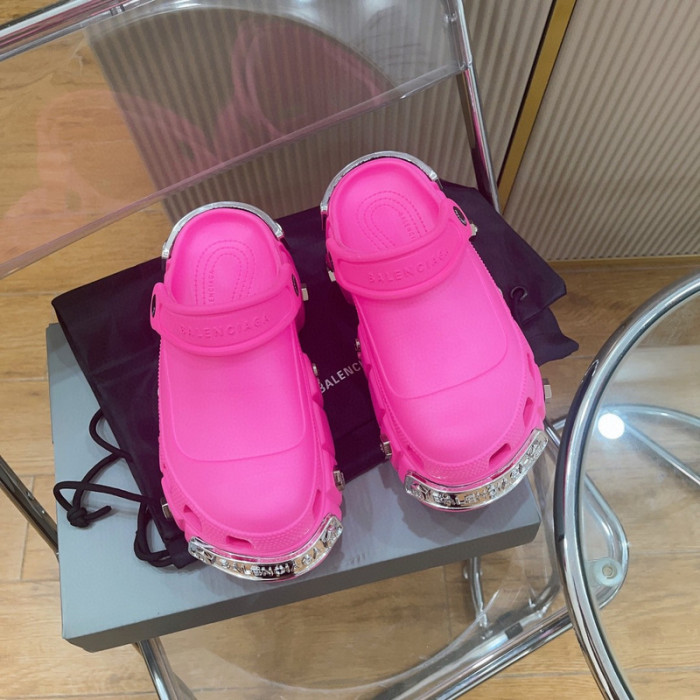 BLCG SLIPPERS