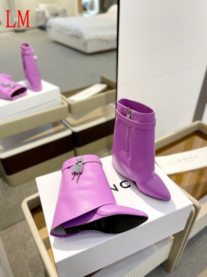G1VENCHY BOOTS