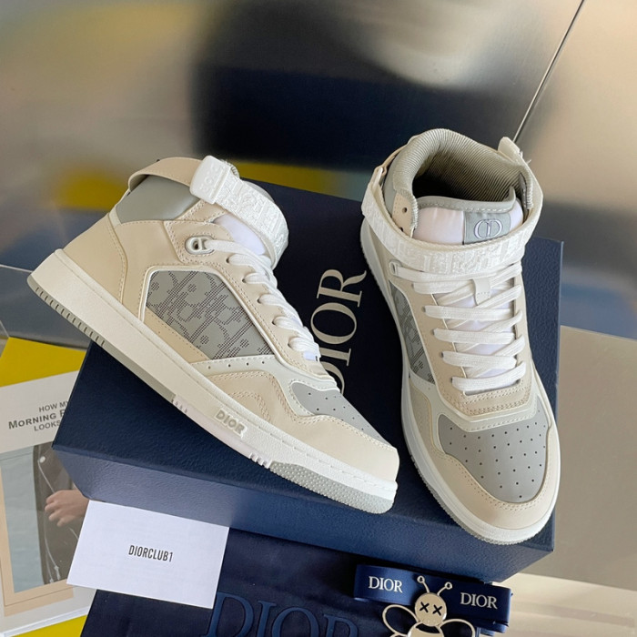 D10R B27 Sneaker