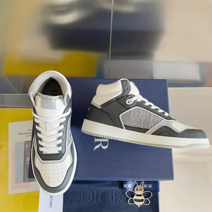 D10R B27 Sneaker