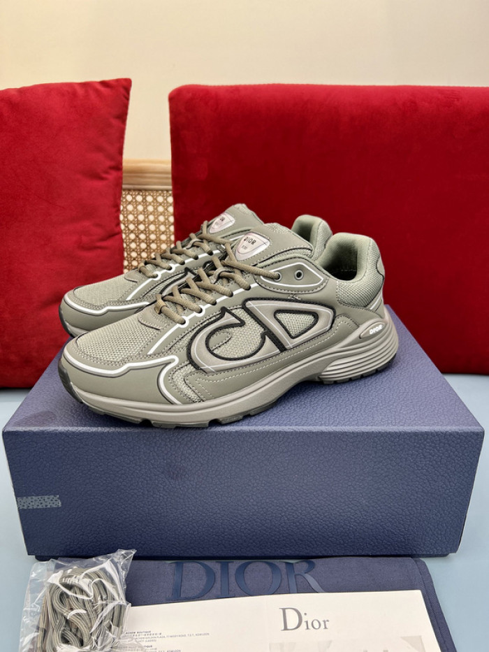 D10R B30 SNEAKER