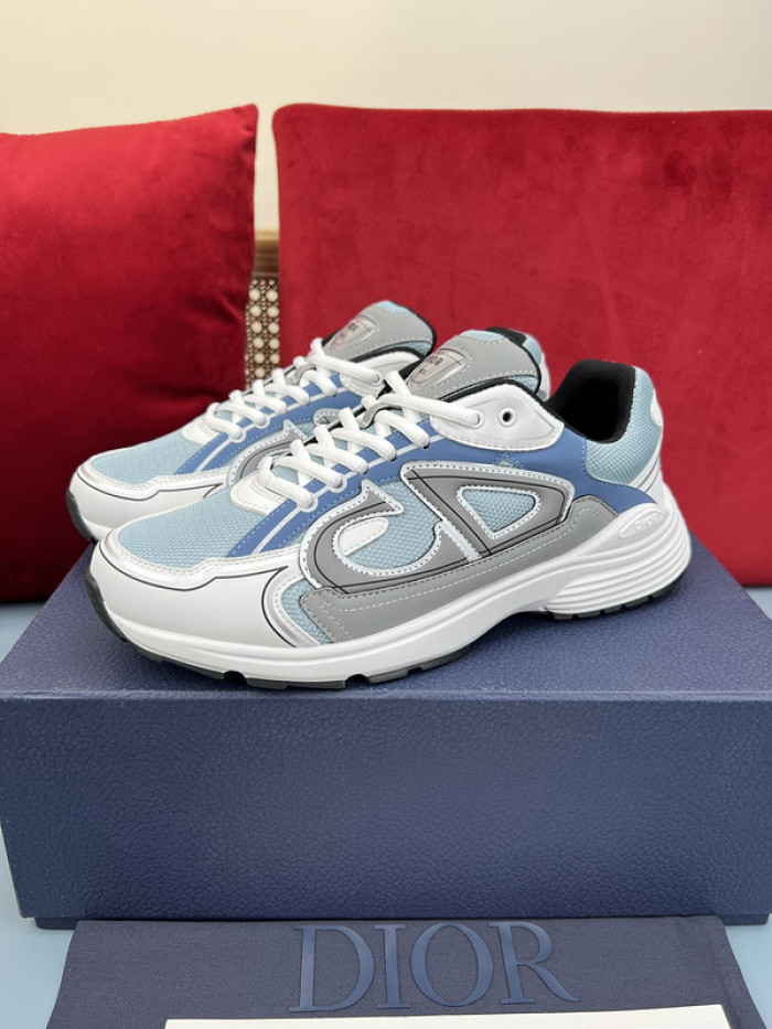 D10R B30 SNEAKER