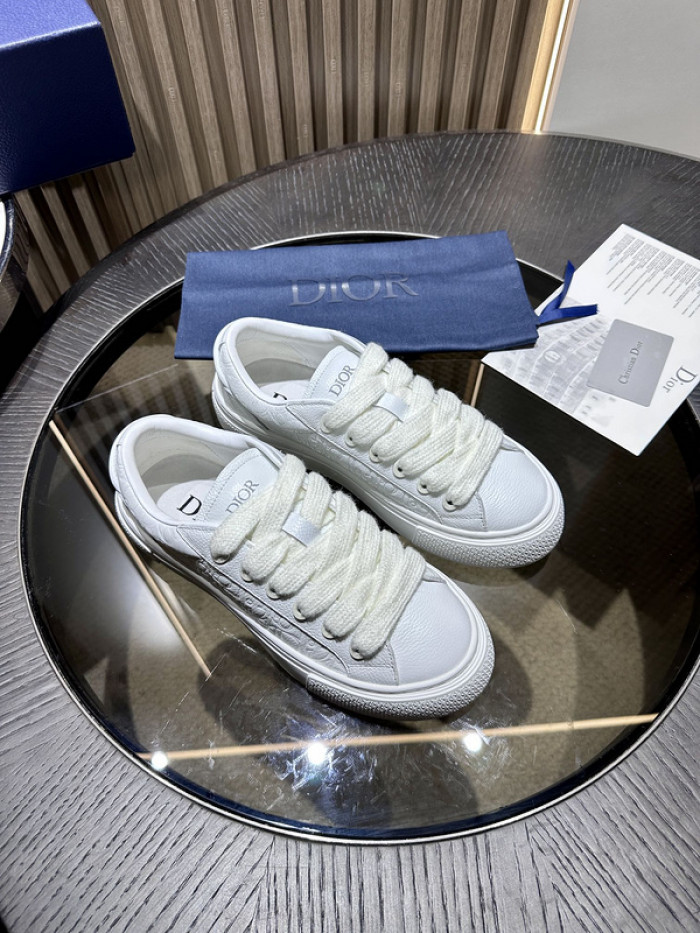 D10R B33 Sneaker