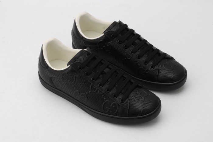 Gu66 Ace Embroidered Low-Top Sneaker 431942A38G09065
