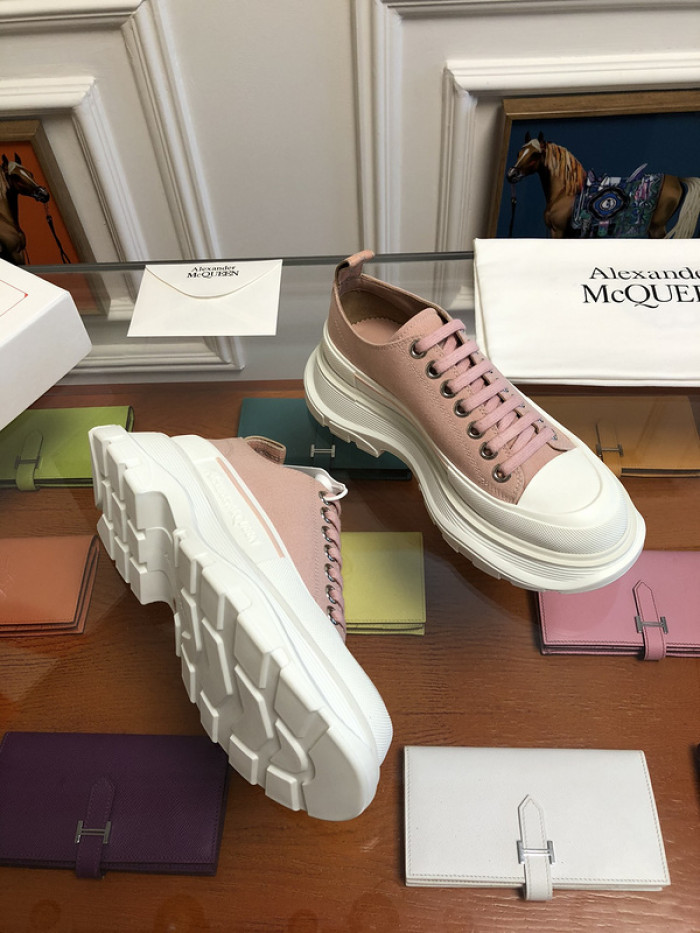 MQ Sneakers