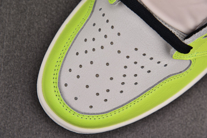 Air Jordan 1 High OG "Visionaire" 555088-702
