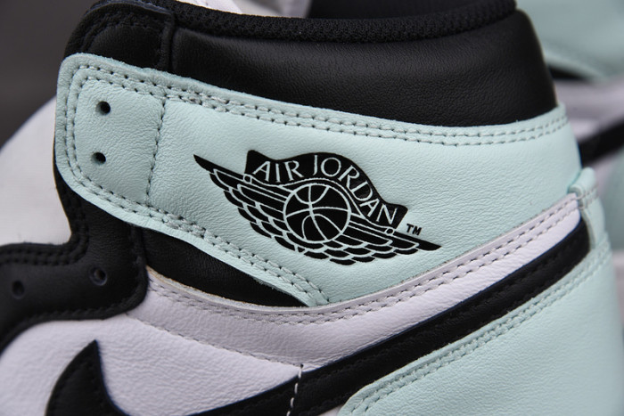 AIR Jordan 1 Retro High Igloo 861428-100