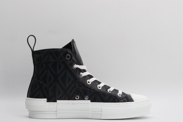 D10R B23 Oblique High Top Sneaker