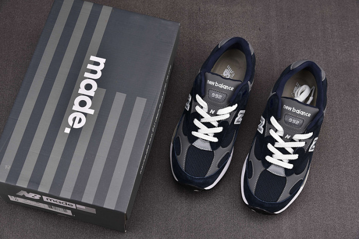 N3W BLANCE SNEAKER