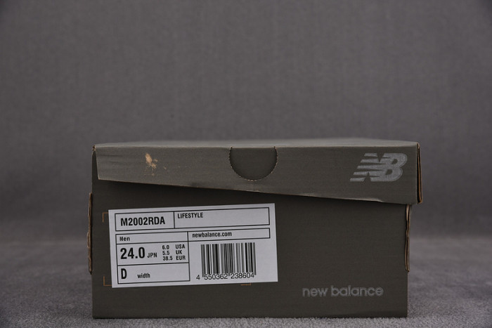N3W BLANCE SNEAKER