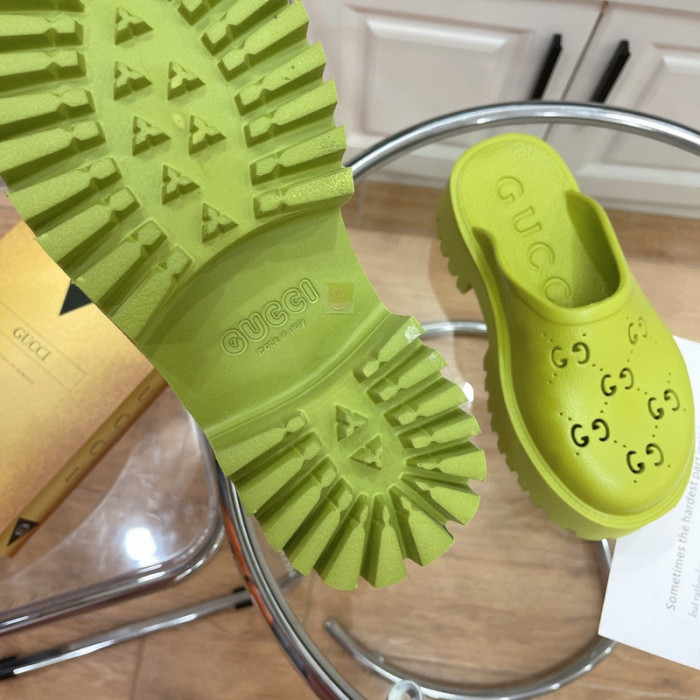 Gu66 SLIPPERS