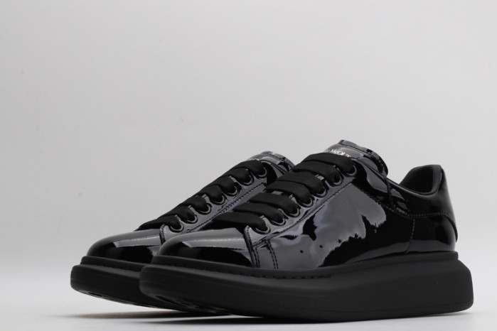 MQ Sneakers