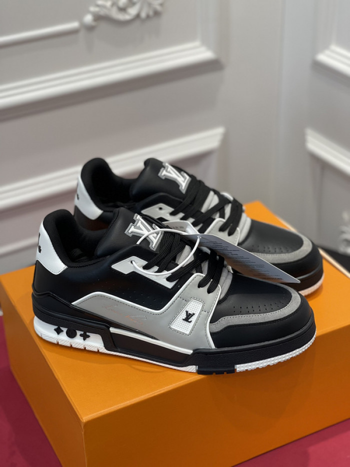 D00G7 Lou1su1tt SNEAKER LOW