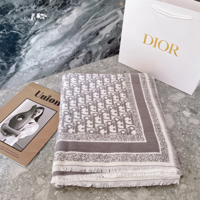 D10R SCARF