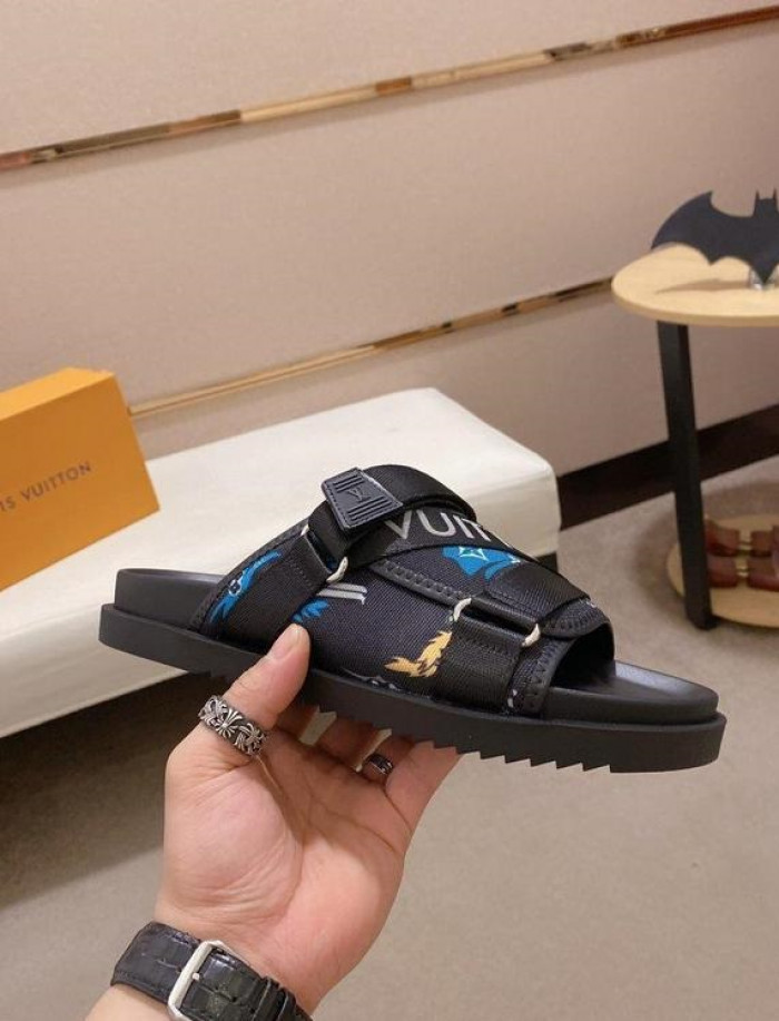 Lou1su1tt slides
