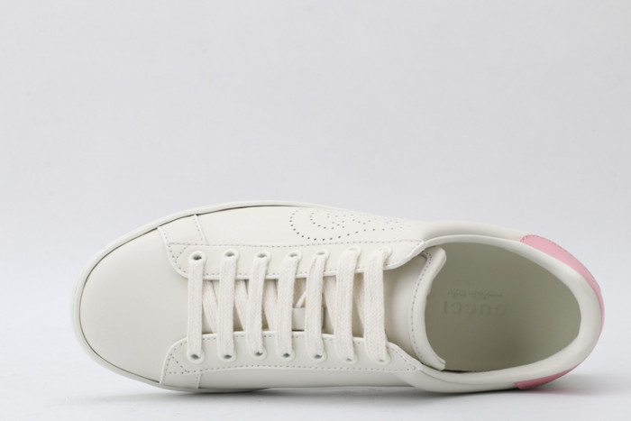 Gu66 Ace Embroidered Low-Top Sneaker