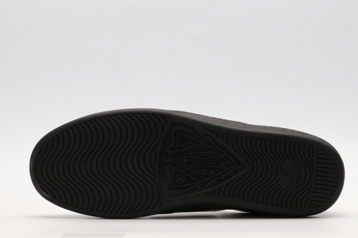 Gu66 Ace Embroidered Low-Top Sneaker