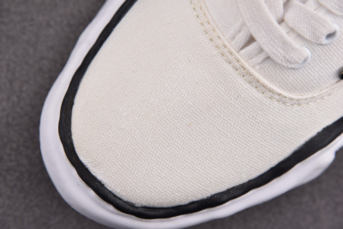 MAISON MIHARA YASUHIRO SNEAKER